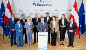 Austria’s 3-way coalition gets final vote of approval